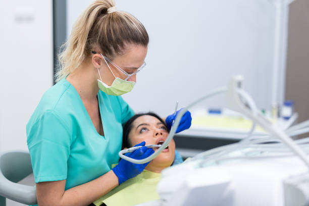 Best Orthodontic Emergency Dentist in Kingsford, MI